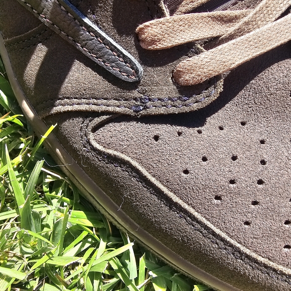 Jordan 1 Travis Scott - Velvet Brown - Size 13 - Picture 7 of 7